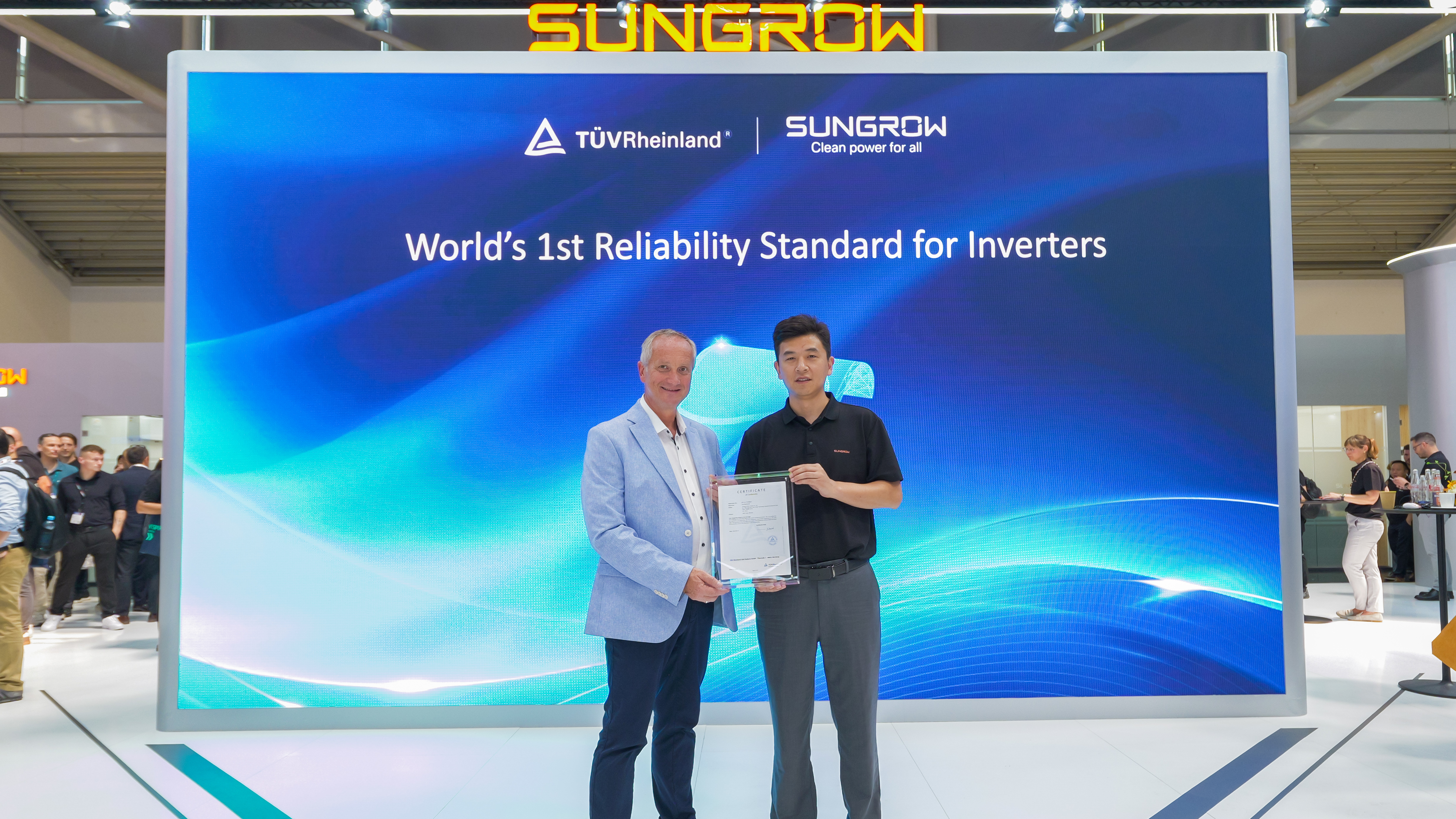 Sungrow und TÜV Rheinland etablieren neue Standards für PV-Wechselrichter