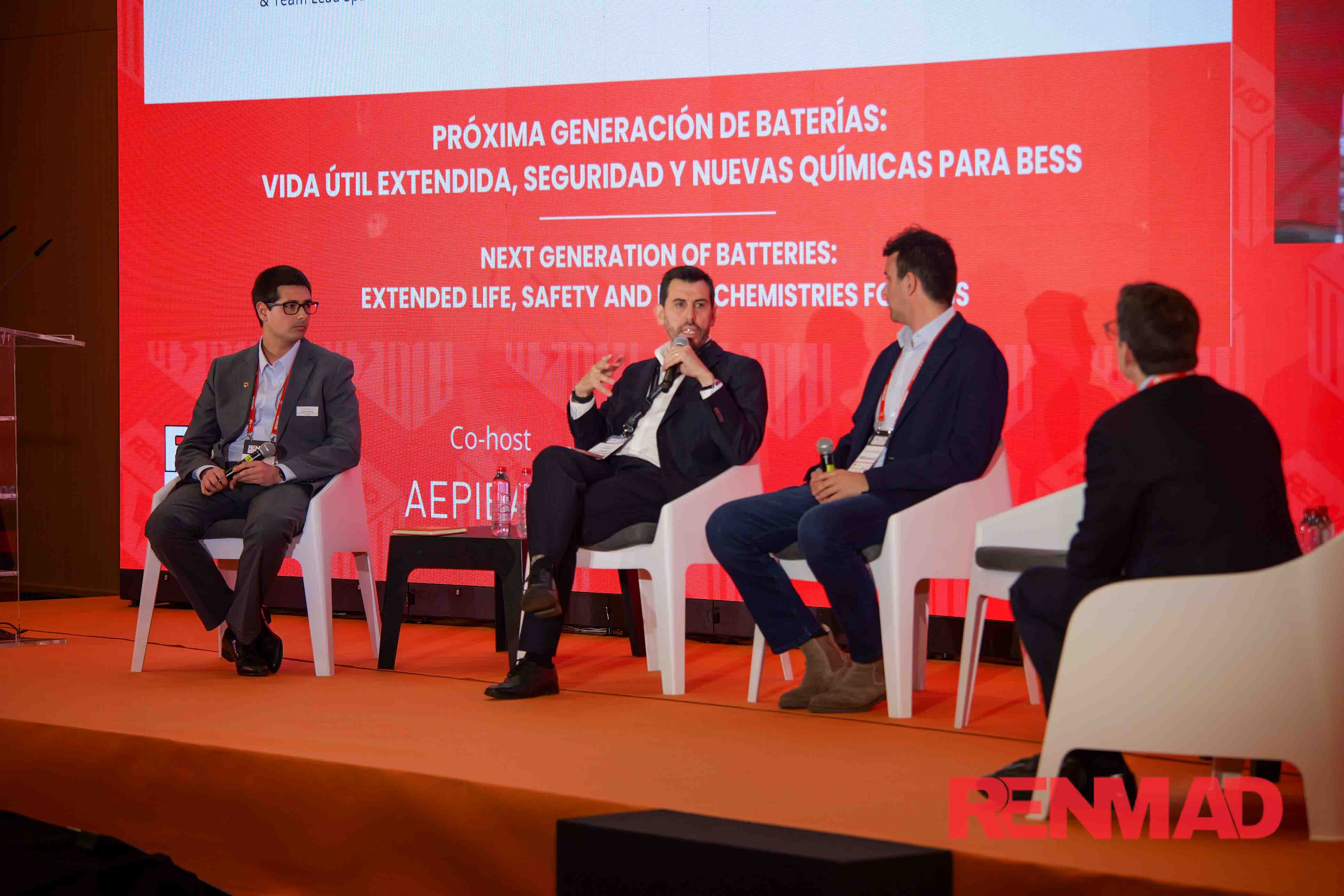 Sungrow consolida su papel en el almacenamiento energético tras su participación en RENMAD Almacenamiento 2026