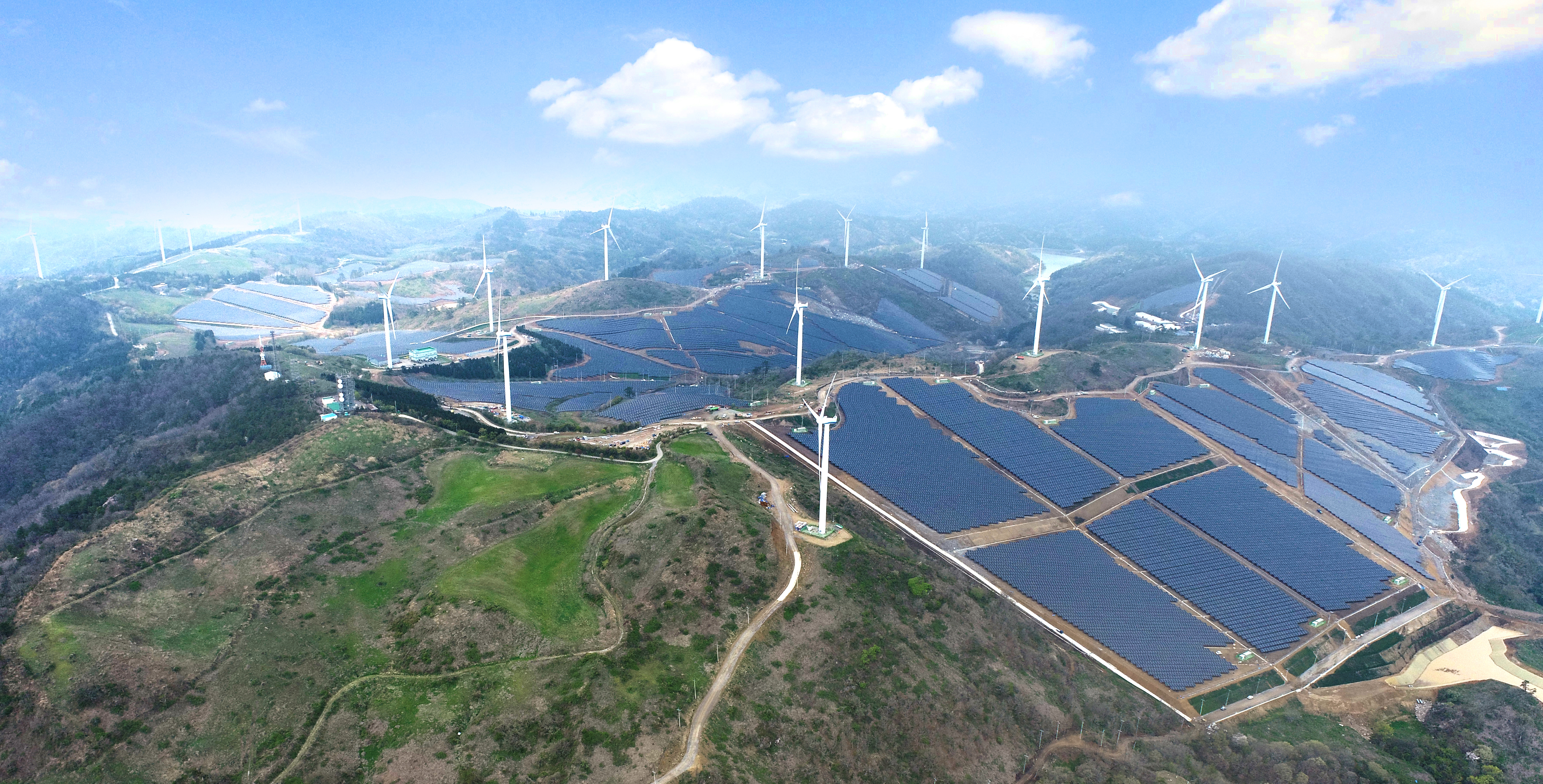 Sungrow Powers the Largest PV+Wind+Storage Complex in South Korea | SUNGROW