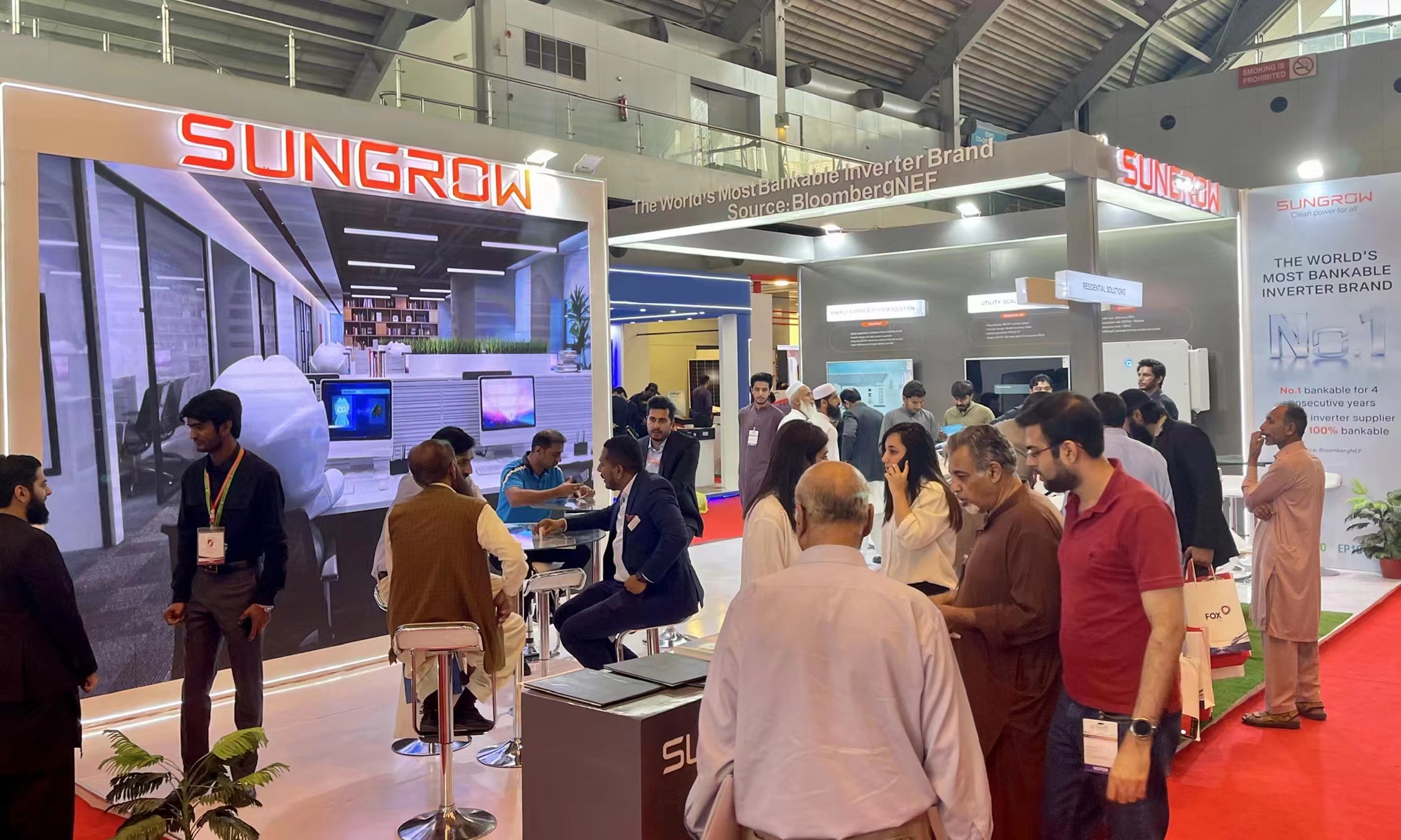 Sungrow Signs 145 MW Distribution Agreements During Solar Pakistan 2023 | SUNGROW