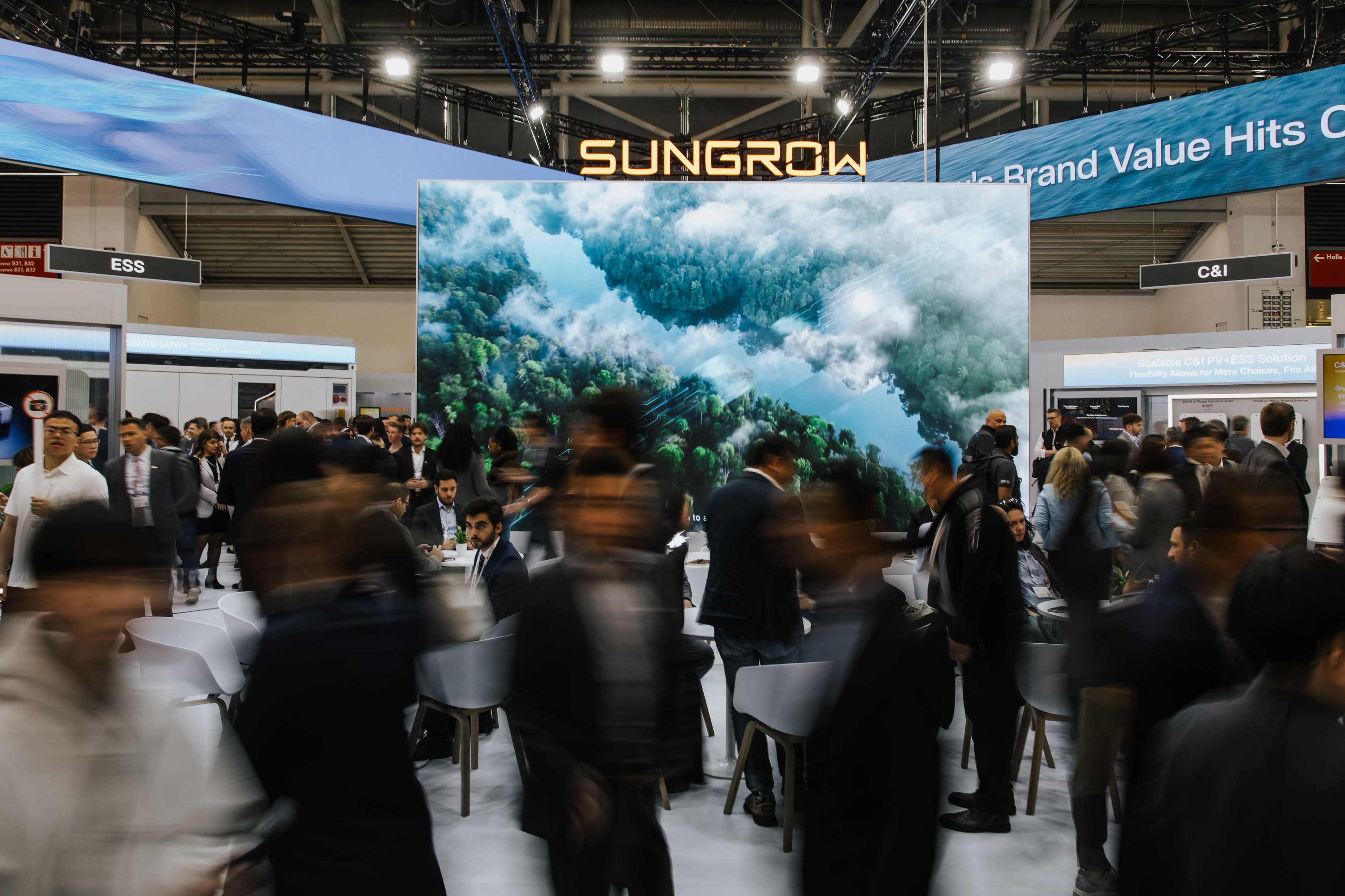 Descoperiți cele mai noi soluții C&I de la Sungrow la Intersolar Europe 2025: Mai multă flexibilitate pentru afaceri