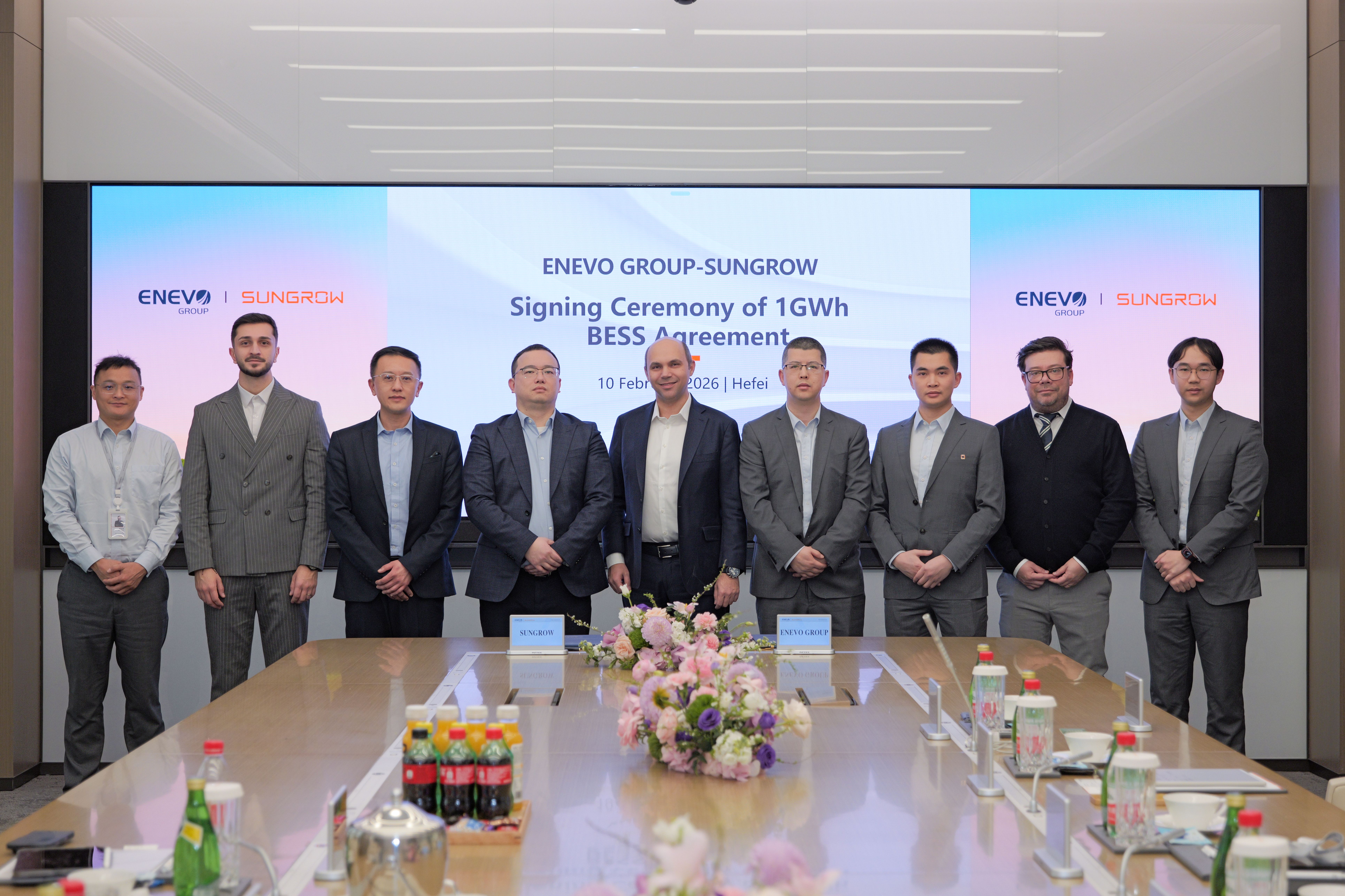 Sungrow și ENEVO Group semnează un acord istoric de stocare a energiei de 1 GWh pentru a sprijini tranziția energetică a României