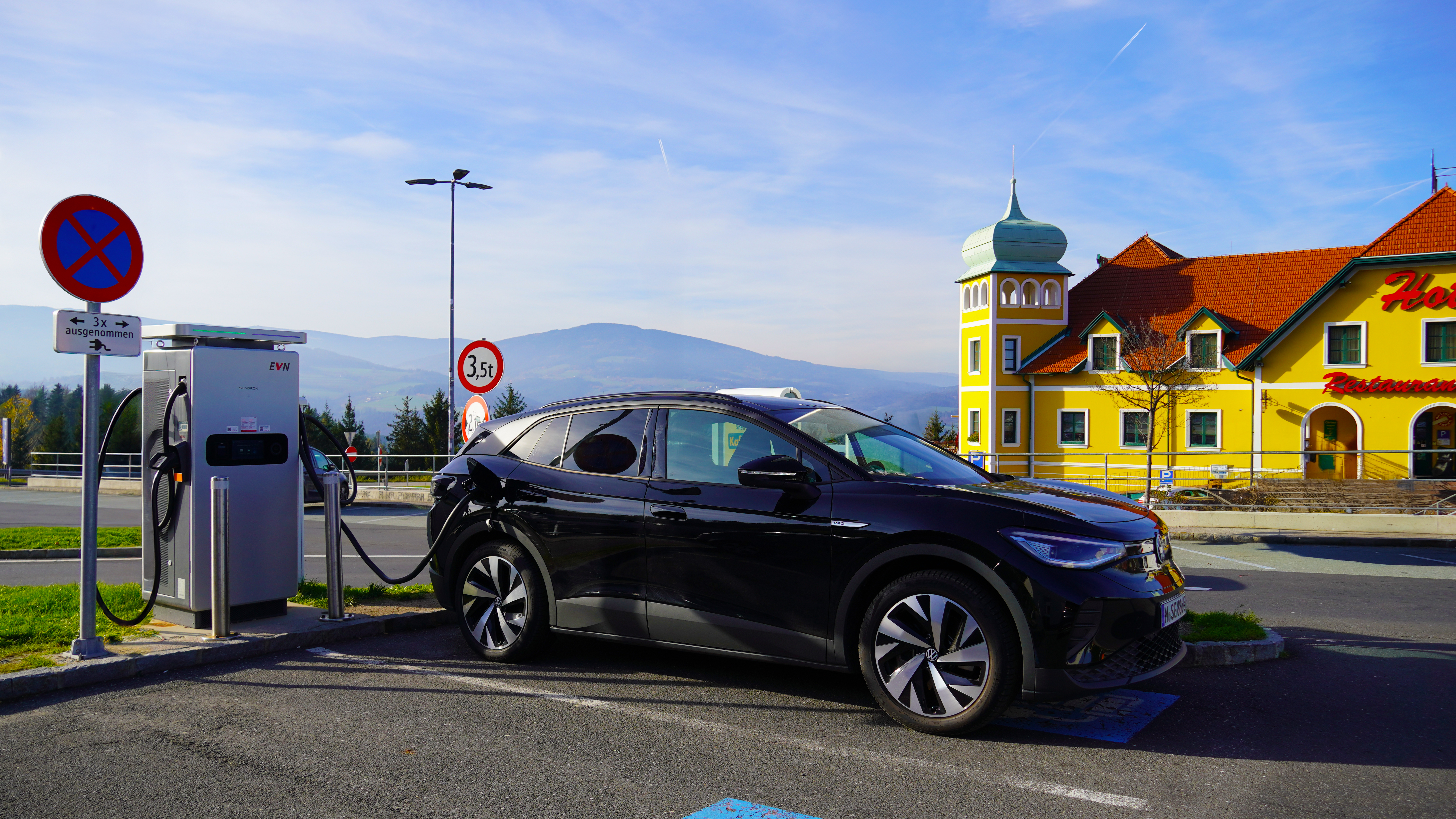 C&I PV with SG125CX-P2 in Metzlesdorf
Münch Energie is the customer