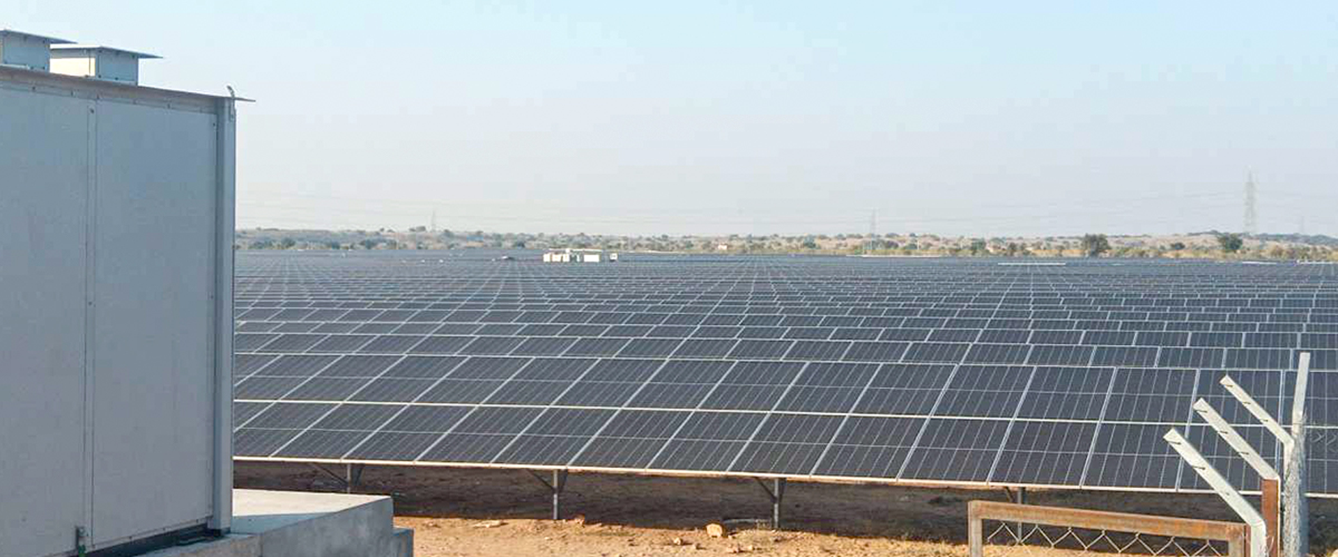 Geniş Ölçekli Güneş Sistemleri için Merkezi İnvertör: Verimli Güç Üretiminin Anahtarı