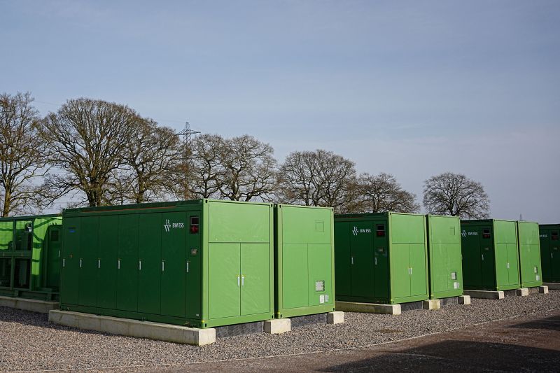 Achieving commercial operartion record