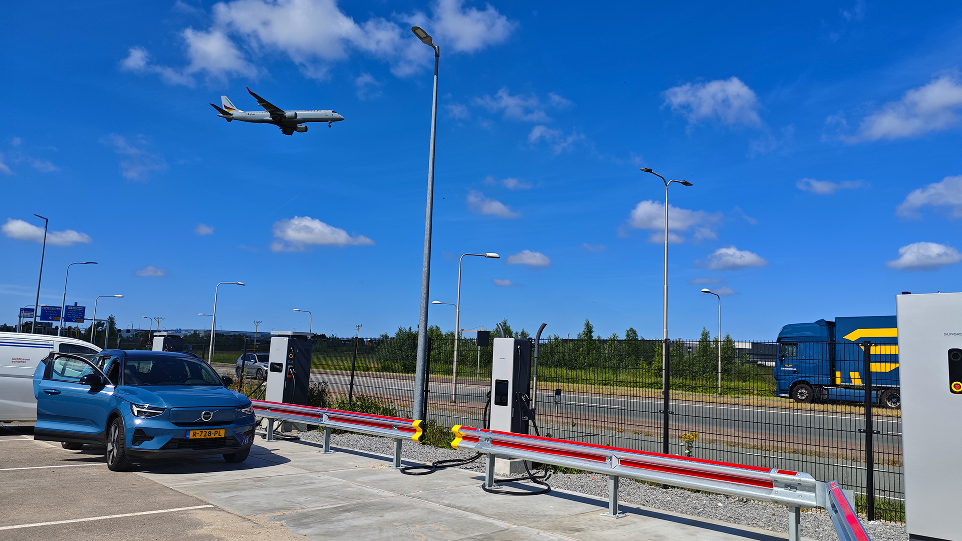 One-Stop Heavy-Duty Truck ESS+EV Charging Project