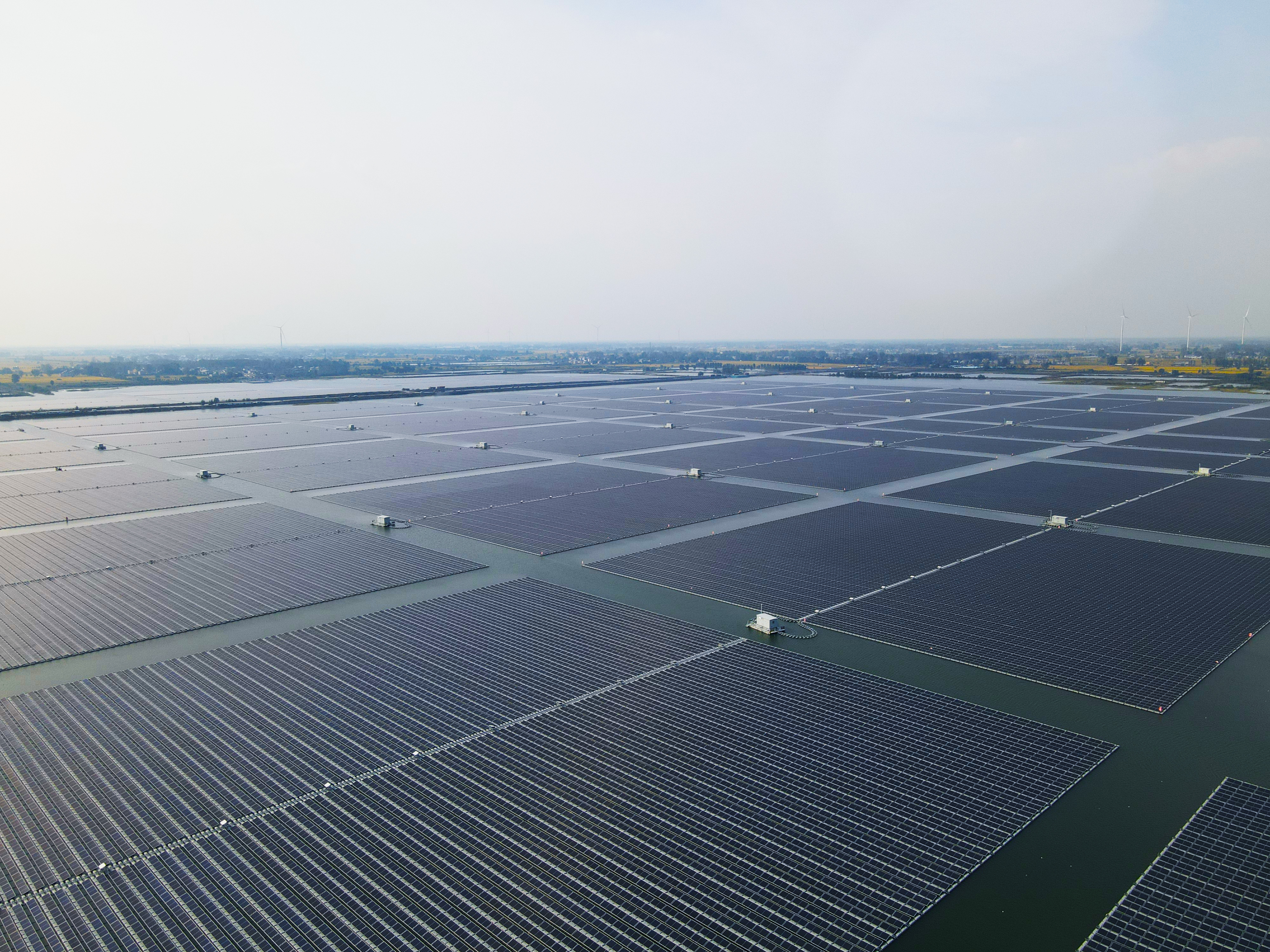 Major 200MW Floating Solar Plant Launched on Anhui's Former Coal Mines undo