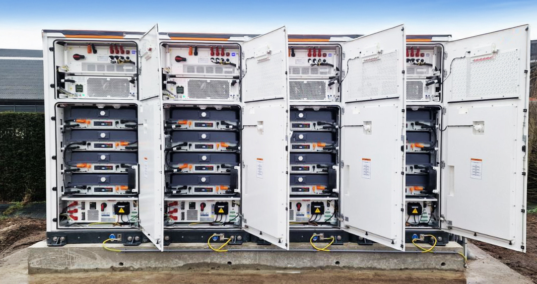 cases-PowerStack_900kWh_Lage_Mierde_NL