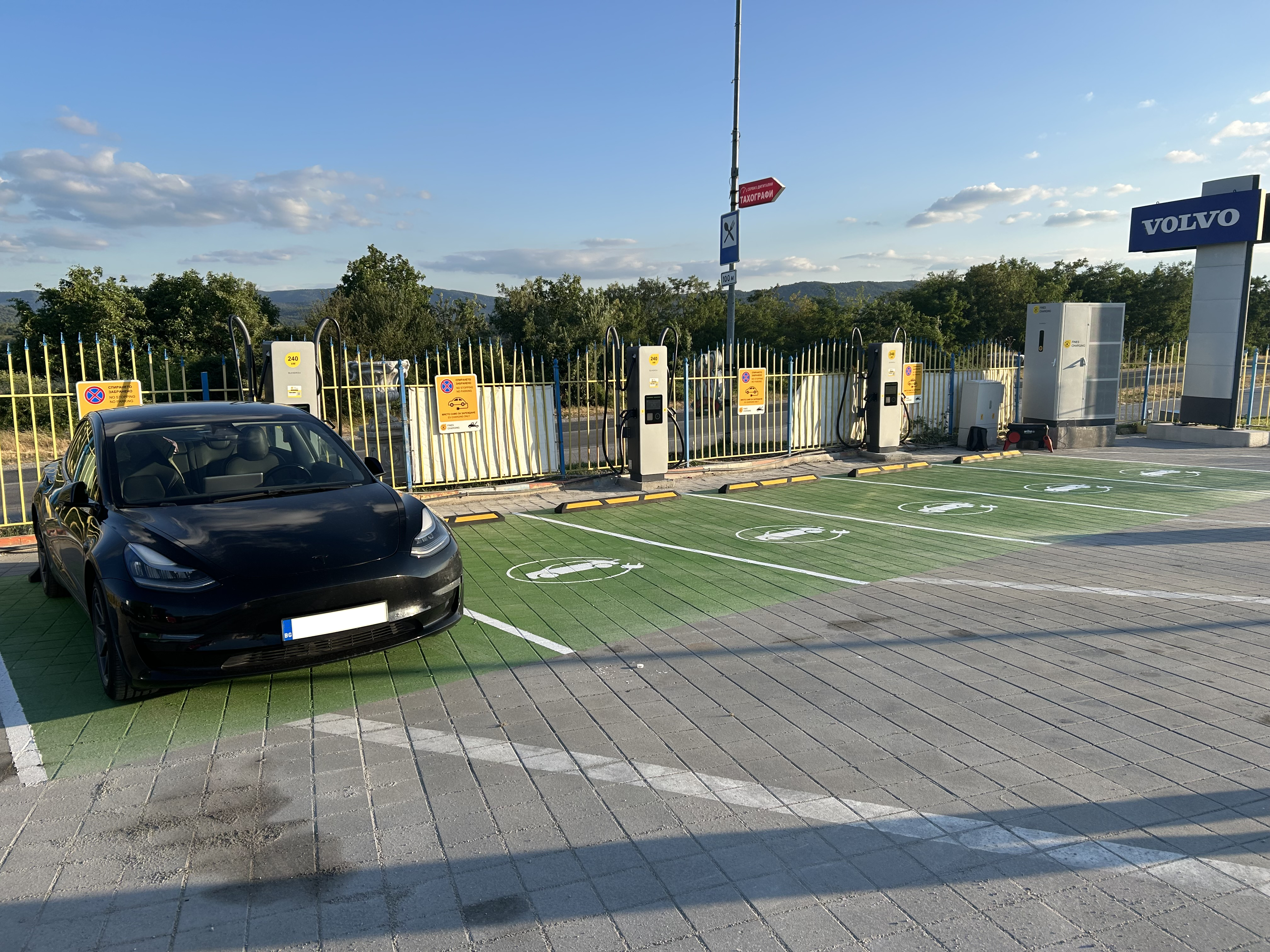 Destination Charging at Workplace