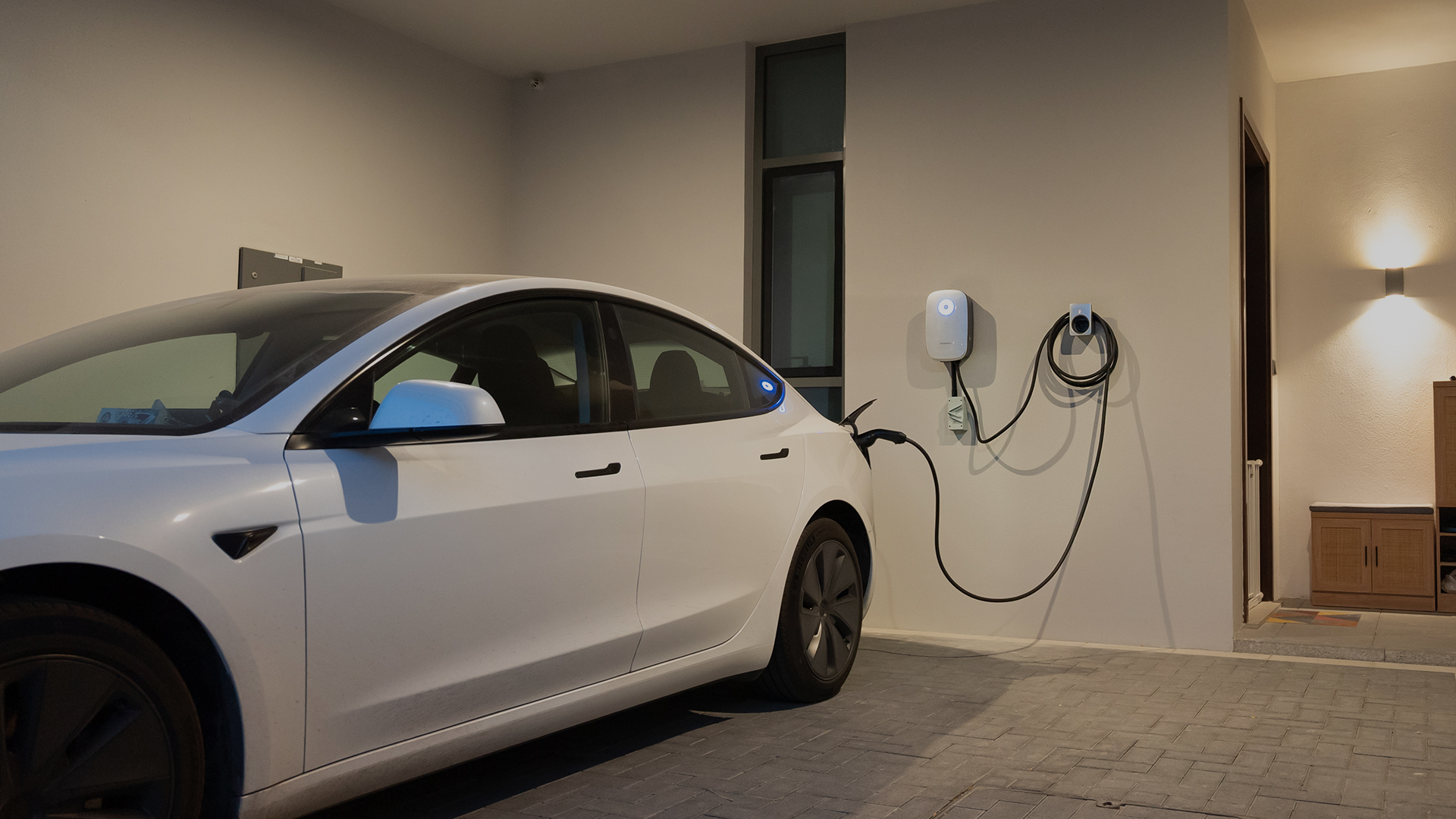 Stand-alone Home Charging Solution