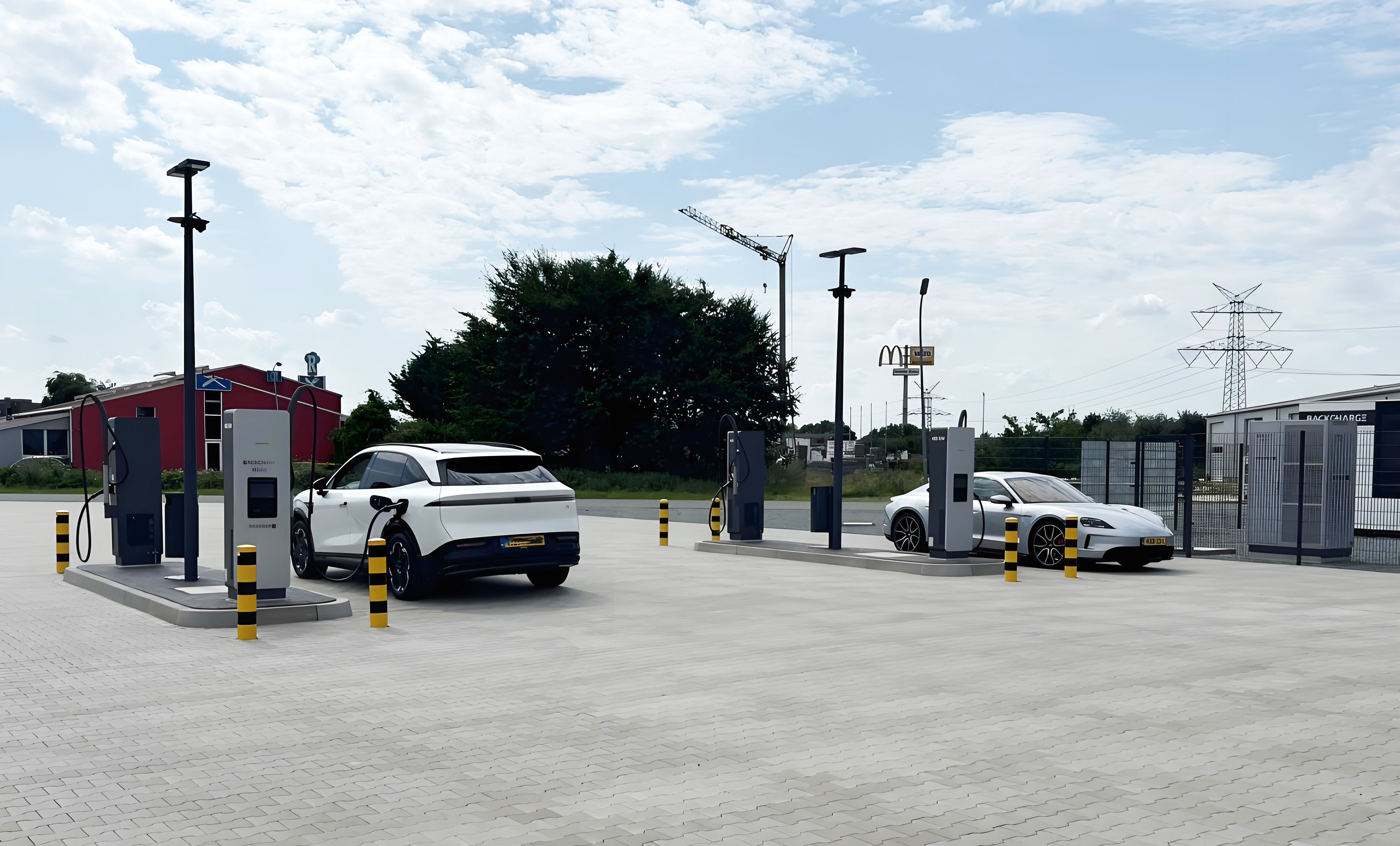 Schmees Heavy Duty Fast Charging Project Germany
